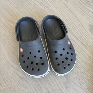 Black Crocs